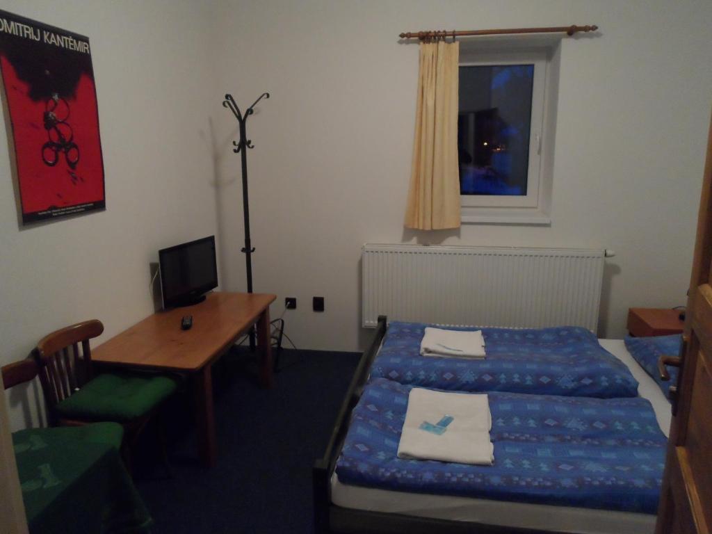 Novopacke Sklepy 3*